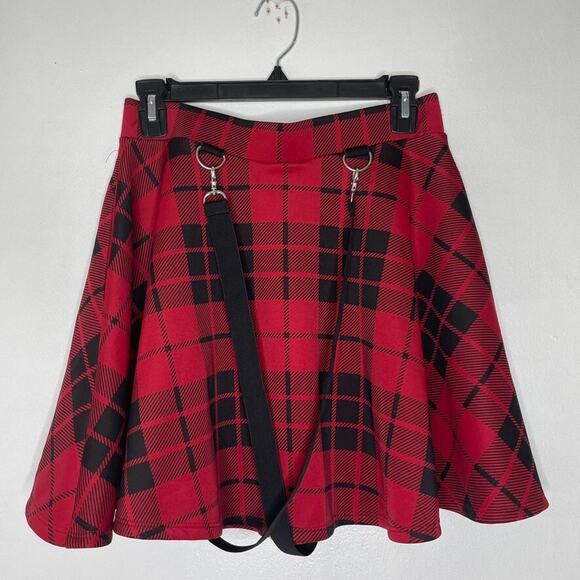 Hot Topic Plaid Mini Skirt Red Black Punk Grunge Strap Detail Skater Style Y2K - Picture 4 of 5